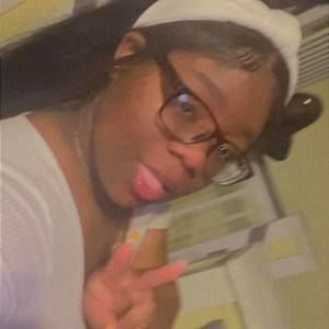 Meet your Posher, Keyana